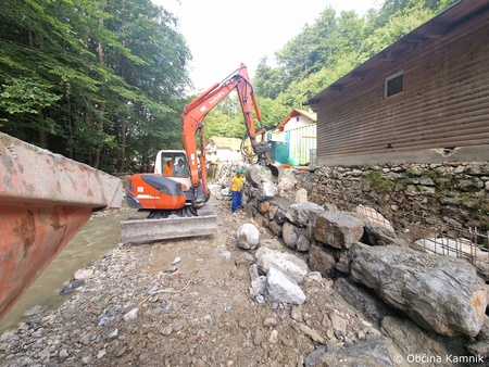 Sanacijska obnova vodotokov in hudournikov po poplavah (7)